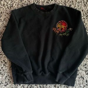 Cropped Heads tiger crewneck